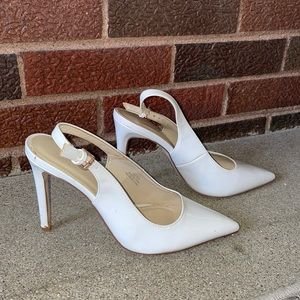 White point closed toe heels